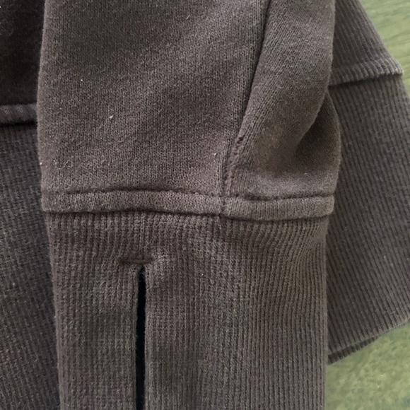 Lululemon Scuba Hoodie Cotton Fleece
Pelt 8 - Picture 7 of 9